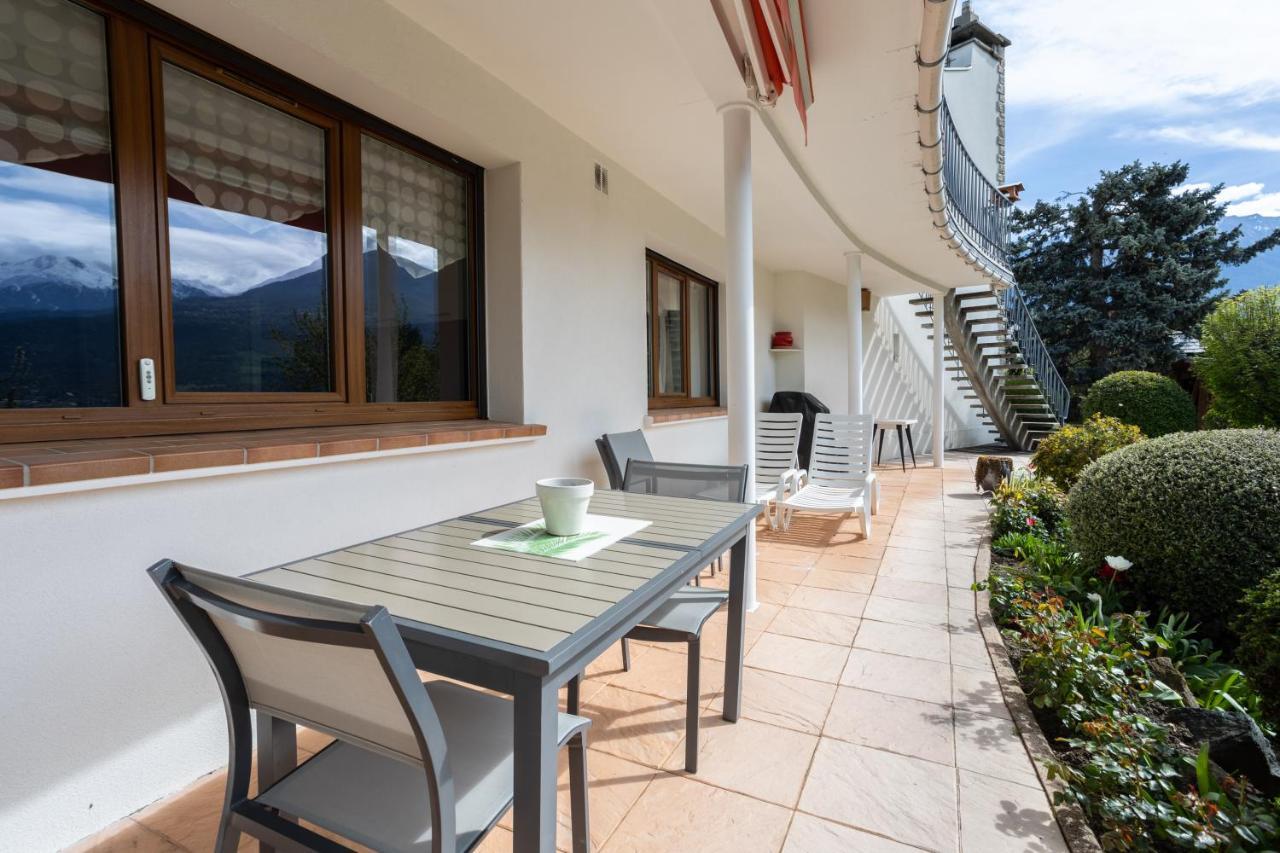 Vue Sur Les Montagnes Apartment Embrun Luaran gambar