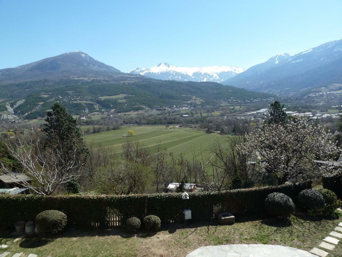 Vue Sur Les Montagnes Apartment Embrun Luaran gambar